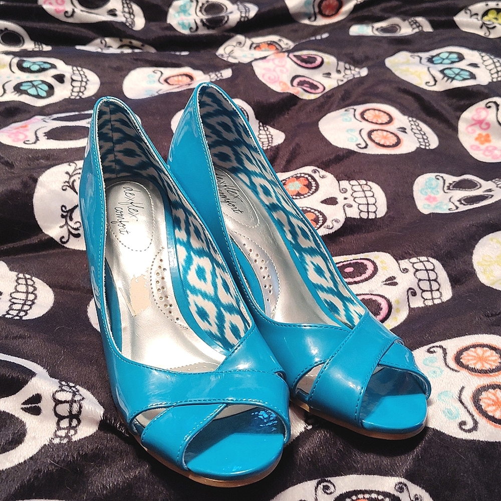 dexflex comfort blue wedges